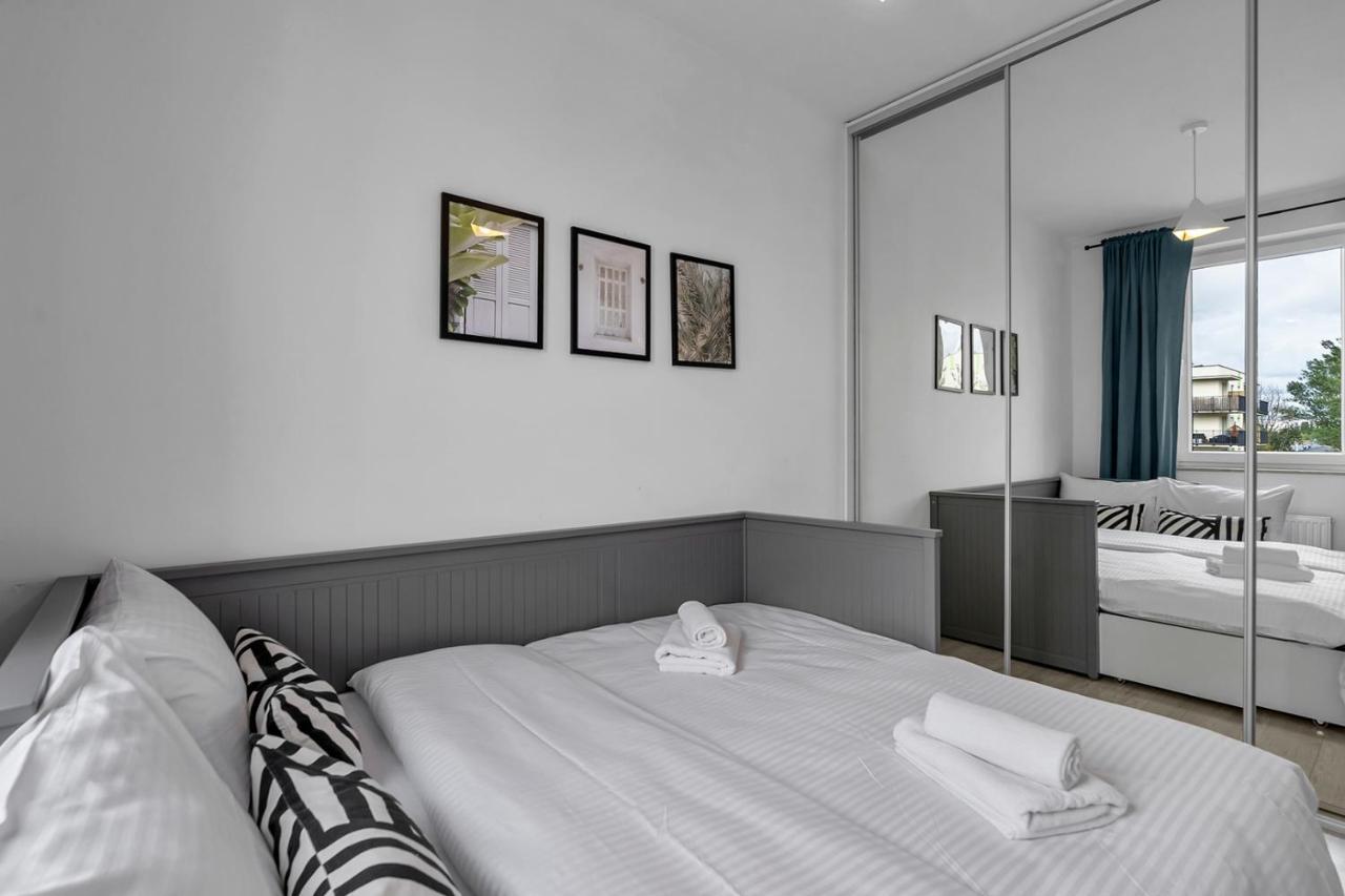 Wlochy Klinkierowa Comfort Apartment Varsovia Exterior foto